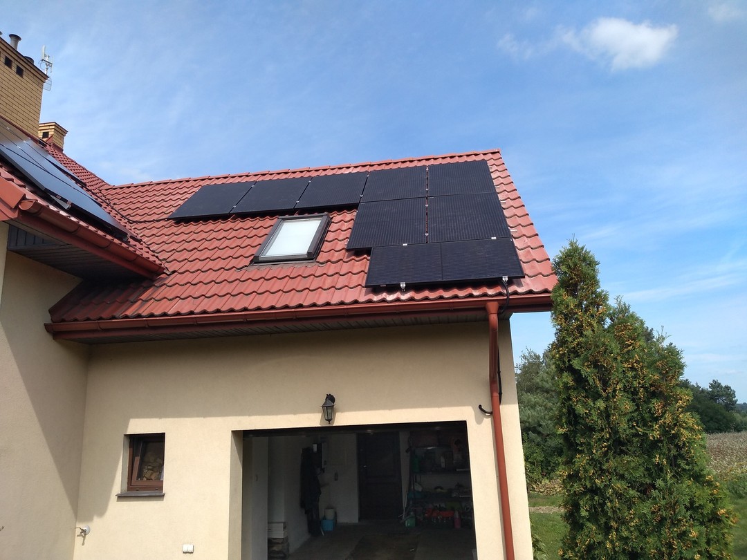 Kolejna instalacja, tym razem o mocy 5,04 kW zrobiona w Jedlance w okolicy Puław ;) 
Zapraszamy do kontaktu! 
501 125 504